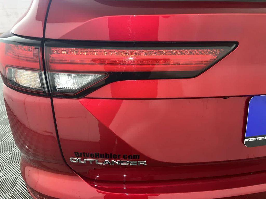 used 2024 Mitsubishi Outlander car, priced at $25,951