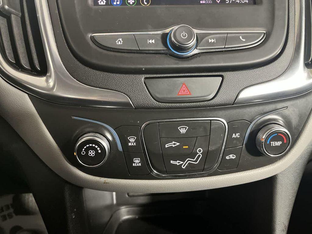 used 2021 Chevrolet Equinox car, priced at $17,295