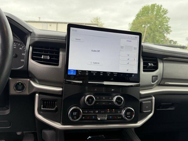 used 2022 Ford Expedition car, priced at $38,990