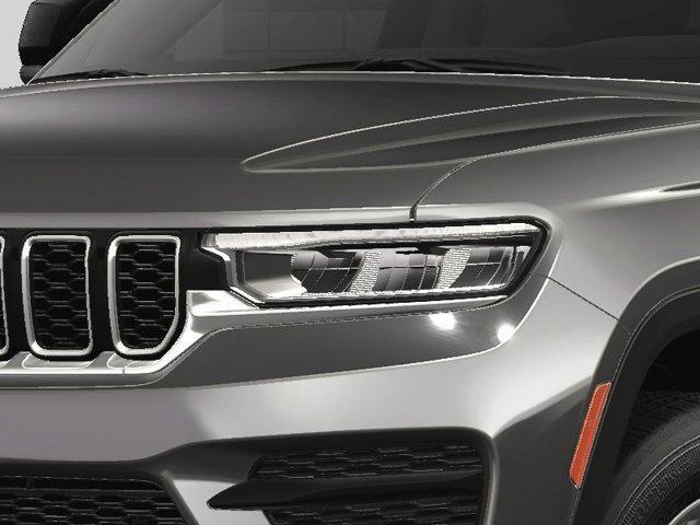 new 2025 Jeep Grand Cherokee car, priced at $39,172