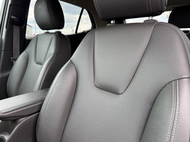 used 2024 Buick Encore GX car, priced at $25,990