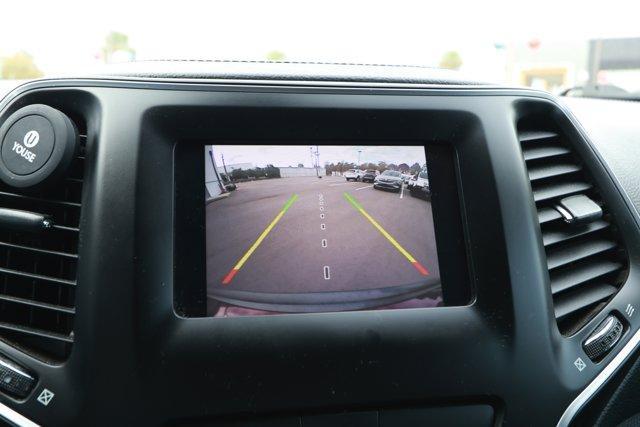 used 2019 Jeep Cherokee car, priced at $9,990