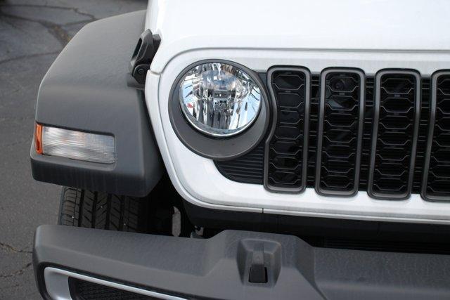 new 2024 Jeep Gladiator car, priced at $39,593