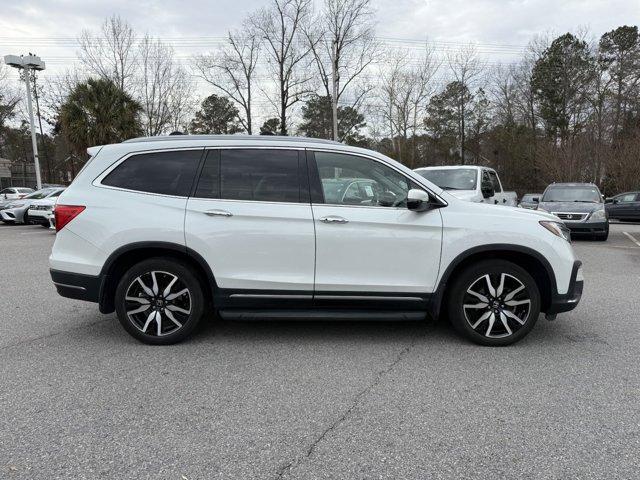 used 2022 Honda Pilot car, priced at $34,990