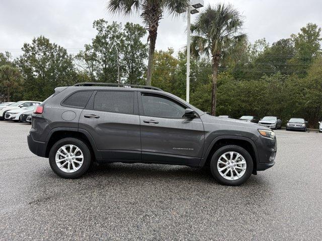 used 2022 Jeep Cherokee car, priced at $21,990