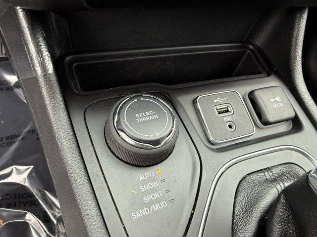 used 2022 Jeep Cherokee car, priced at $21,990