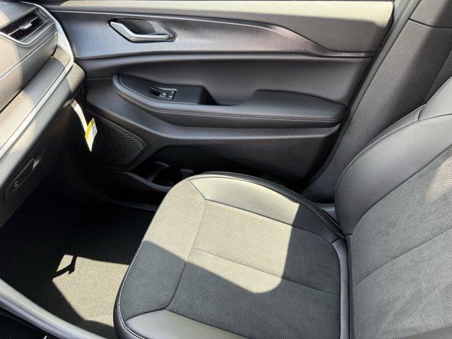 new 2025 Jeep Grand Cherokee L car, priced at $48,730