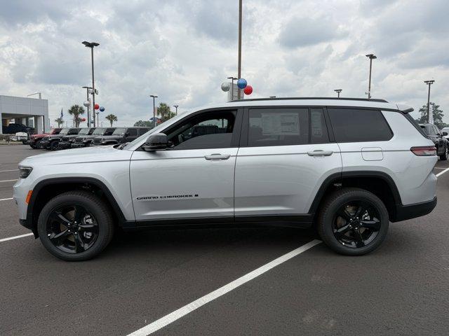 new 2025 Jeep Grand Cherokee L car, priced at $50,220
