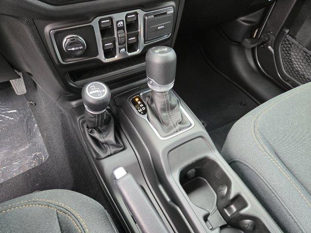 new 2025 Jeep Wrangler car, priced at $38,564