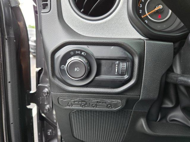 new 2025 Jeep Wrangler car, priced at $38,564