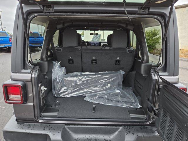 new 2025 Jeep Wrangler car, priced at $38,564