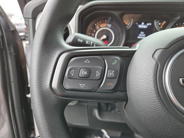 new 2025 Jeep Wrangler car, priced at $38,564