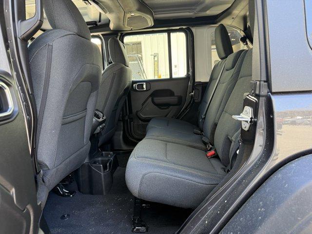 new 2025 Jeep Wrangler car, priced at $44,075