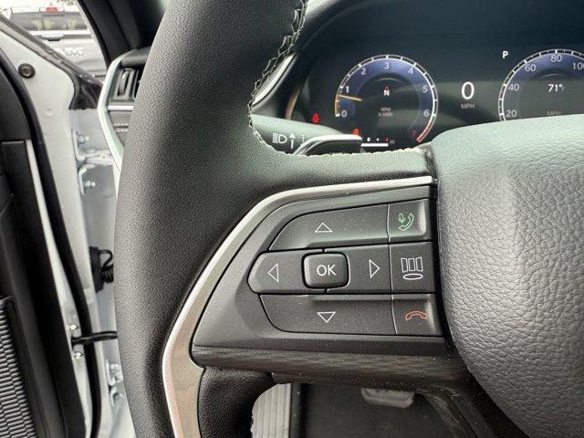 new 2025 Jeep Grand Cherokee car, priced at $44,135