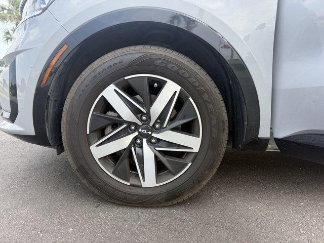used 2022 Kia Sorento car, priced at $23,990