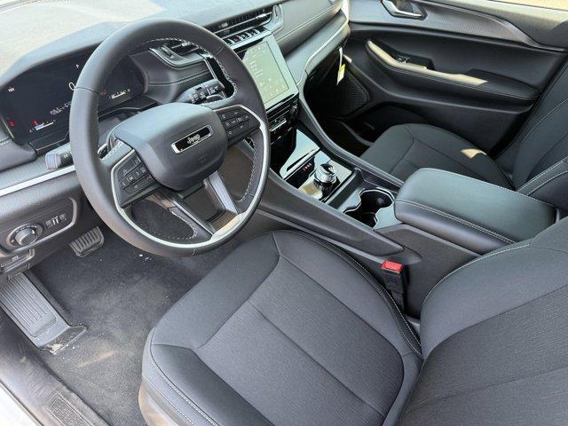 new 2025 Jeep Grand Cherokee L car, priced at $44,125