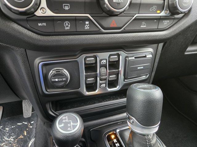 new 2025 Jeep Gladiator car, priced at $40,952