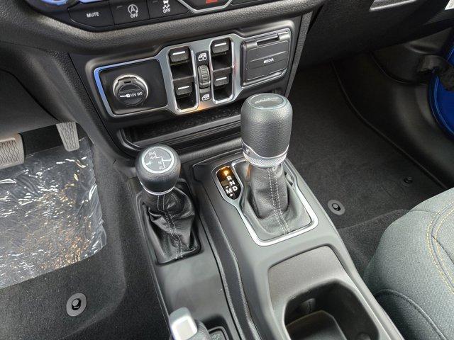new 2025 Jeep Gladiator car, priced at $40,952