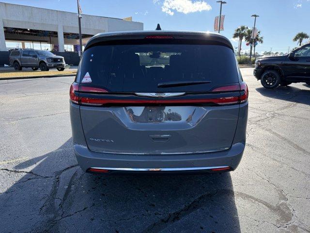 new 2025 Chrysler Pacifica car, priced at $48,756