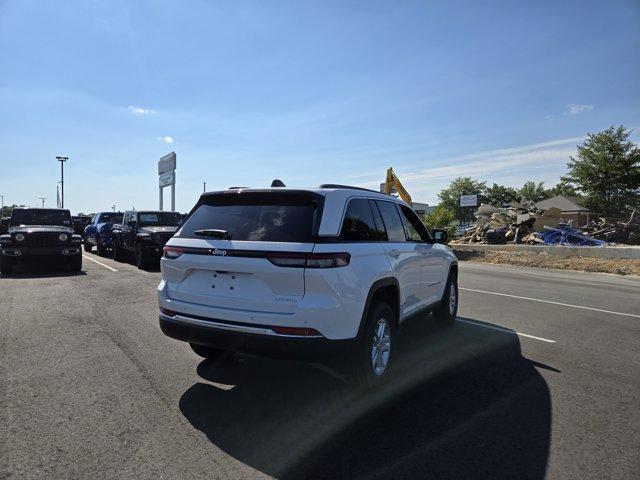 new 2025 Jeep Grand Cherokee car, priced at $34,384