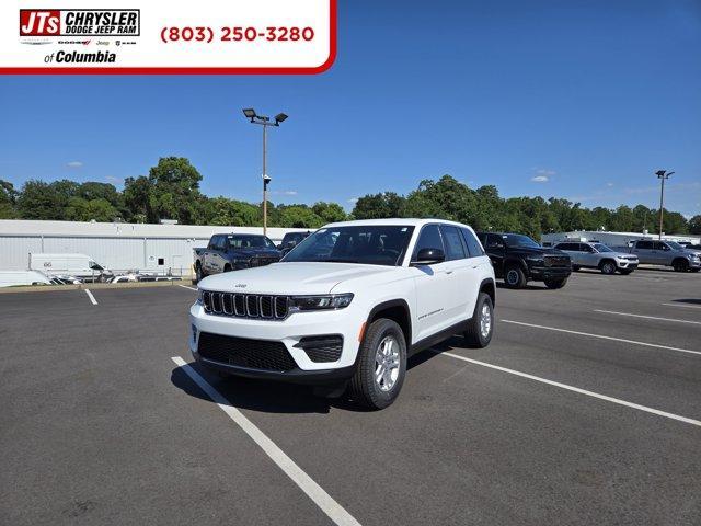new 2025 Jeep Grand Cherokee car, priced at $34,384