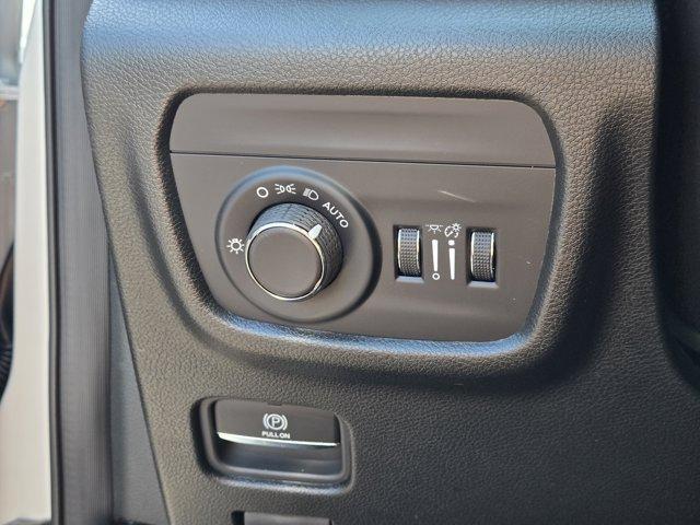 new 2025 Jeep Grand Cherokee car, priced at $34,384