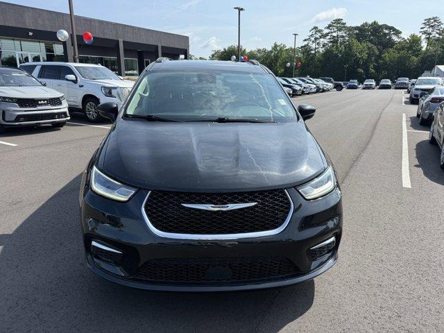 used 2022 Chrysler Pacifica car, priced at $21,990