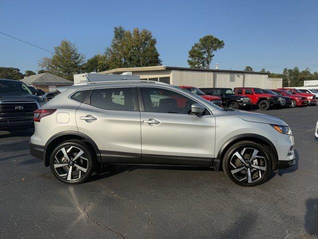 used 2022 Nissan Rogue Sport car, priced at $24,990