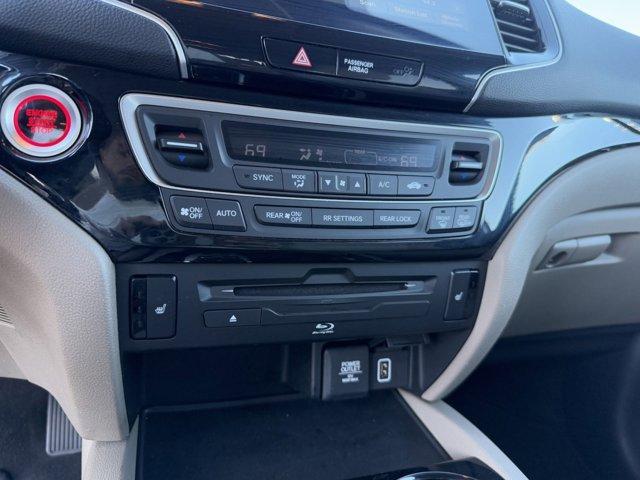 used 2020 Honda Pilot car, priced at $30,990