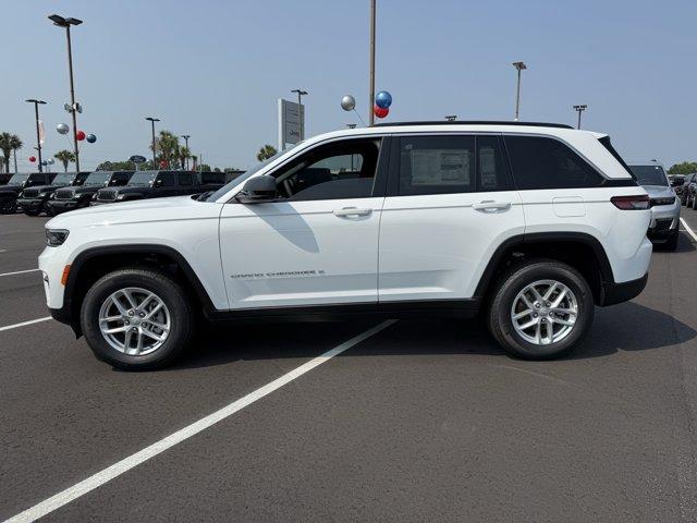 new 2025 Jeep Grand Cherokee car, priced at $41,575