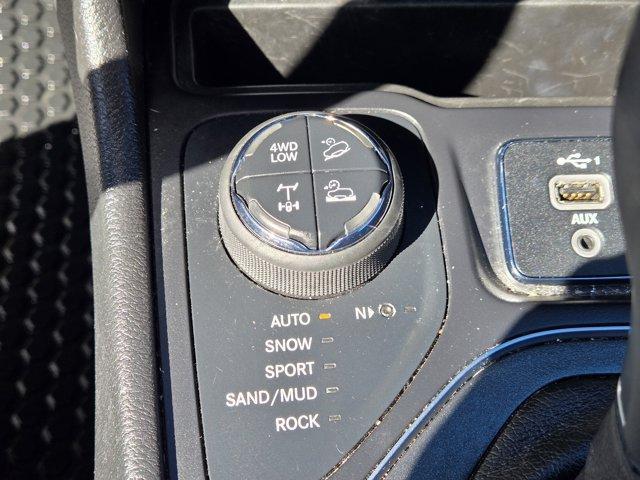 used 2019 Jeep Cherokee car, priced at $19,990