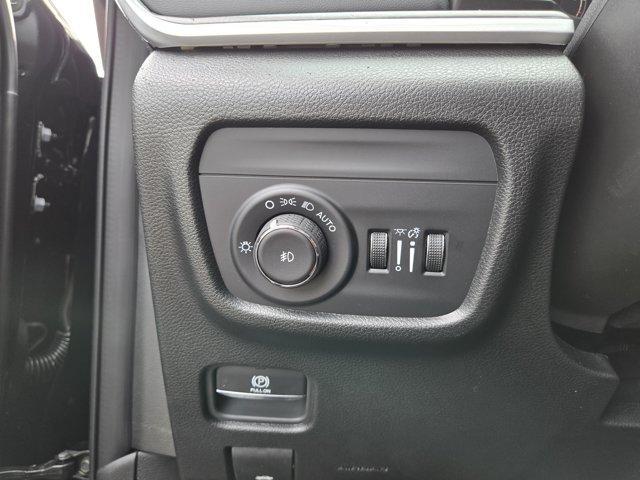 new 2025 Jeep Grand Cherokee car, priced at $52,605