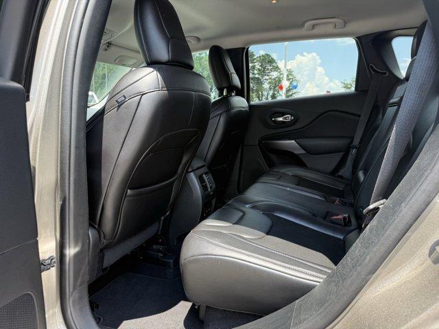 used 2019 Jeep Cherokee car, priced at $17,990