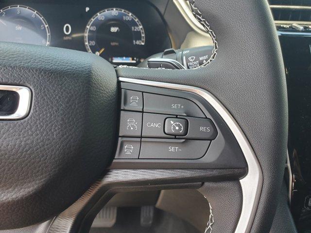 new 2025 Jeep Grand Cherokee car, priced at $42,575