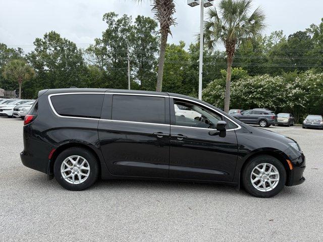 used 2017 Chrysler Pacifica car, priced at $14,990