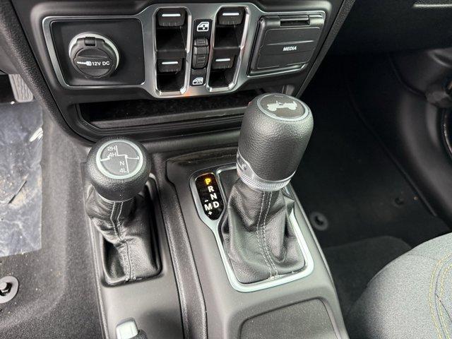 new 2025 Jeep Wrangler car, priced at $45,083