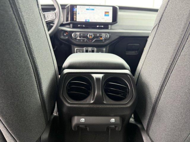 new 2025 Jeep Wrangler car, priced at $45,083