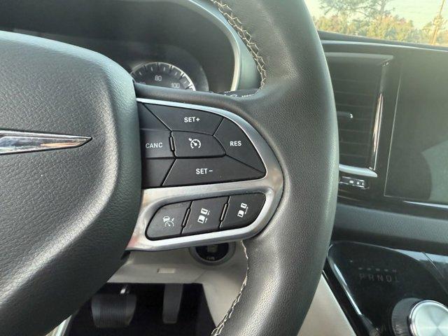 used 2022 Chrysler Pacifica car, priced at $21,989