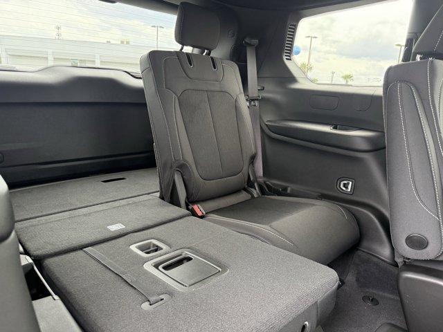 new 2025 Jeep Grand Cherokee L car, priced at $39,921