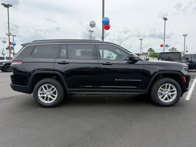 new 2025 Jeep Grand Cherokee L car, priced at $39,921