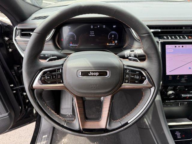 new 2025 Jeep Grand Cherokee car, priced at $59,083