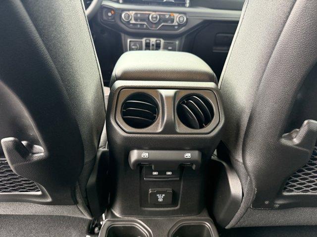 new 2025 Jeep Wrangler car, priced at $58,892