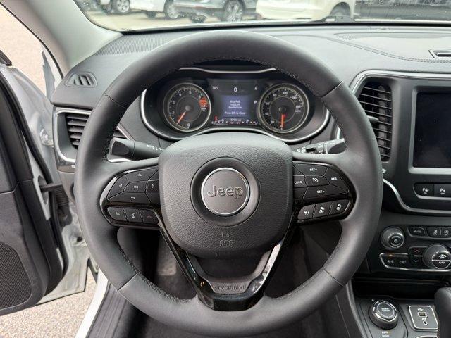 used 2023 Jeep Cherokee car, priced at $24,990