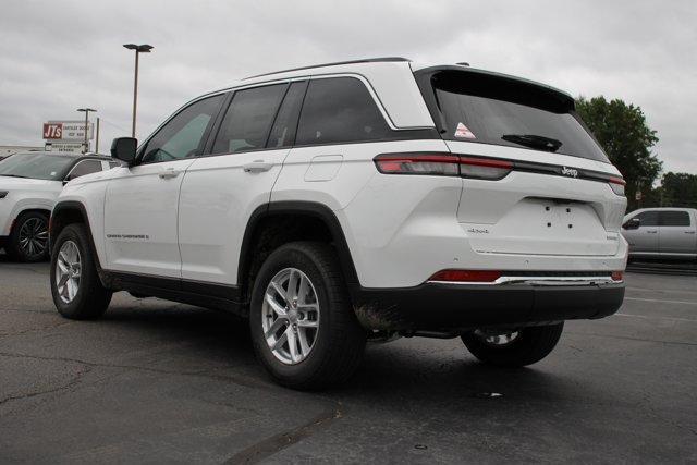 new 2024 Jeep Grand Cherokee car, priced at $41,521