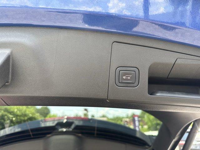 used 2023 Cadillac XT4 car, priced at $27,990