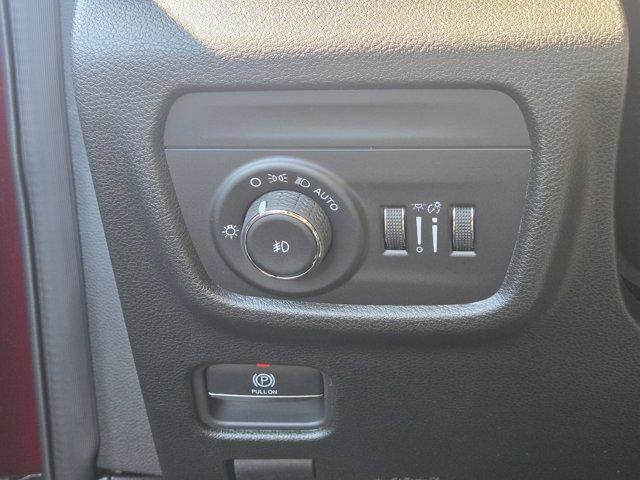 new 2025 Jeep Grand Cherokee L car, priced at $48,086