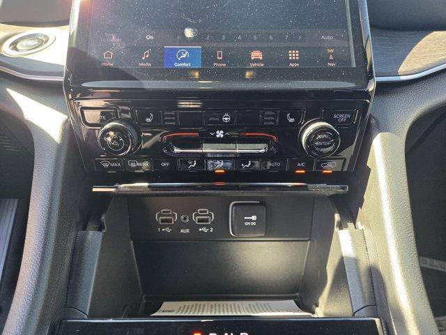 new 2025 Jeep Grand Cherokee L car, priced at $48,086