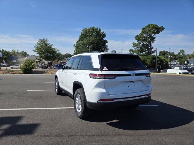 new 2025 Jeep Grand Cherokee car, priced at $34,384