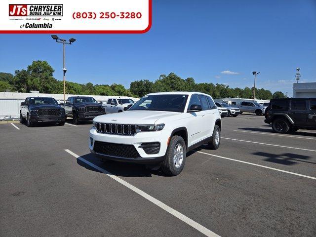 new 2025 Jeep Grand Cherokee car, priced at $34,384