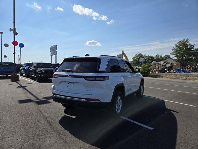 new 2025 Jeep Grand Cherokee car, priced at $34,384